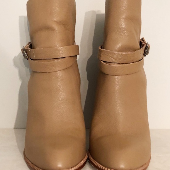 Cynthia Vincent Hue Booty - Picture 8 of 10